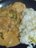Pollito con calabacita y crema chipotle
