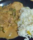 Pollito con calabacita y crema chipotle