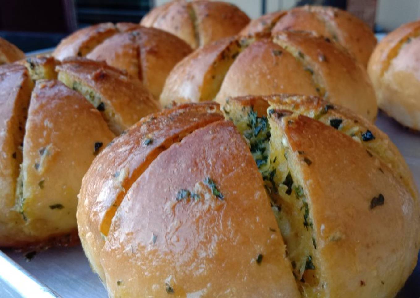 Korean Cream Cheese Garlic Bread