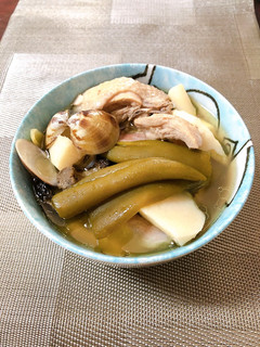 剝皮辣椒筍子雞湯 的食譜成品照片