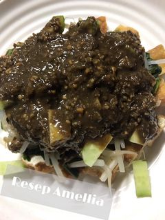 Foto resep Rujak petis maknyus ala amellia