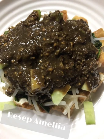 Langkah Gampang Membuat Resep Rujak petis maknyus ala amellia yang Uenak Anti Ribet, Bisa Manjain Lidah