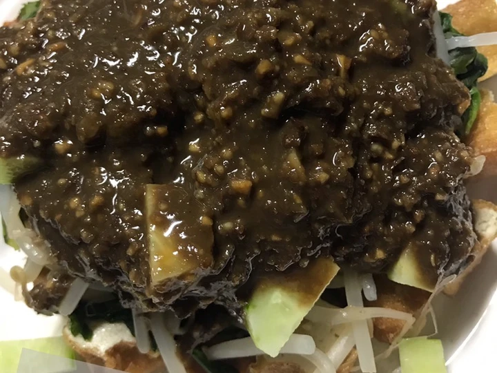 Langkah Mudah untuk Membikin Resep Rujak petis maknyus ala amellia yang Bikin Ngiler Anti Ribet, Sempurna