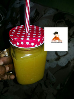 A picture of Pineapple and ginger juice.