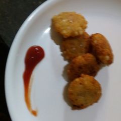 A picture of Sabudana vada.