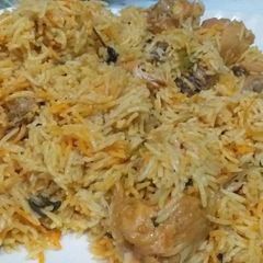 A picture of Murgh pulao.