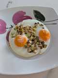 Huevos con ajetes
