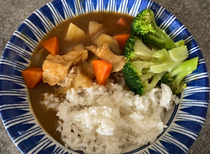 咖哩雞肉飯（電鍋） 的食譜成品照片