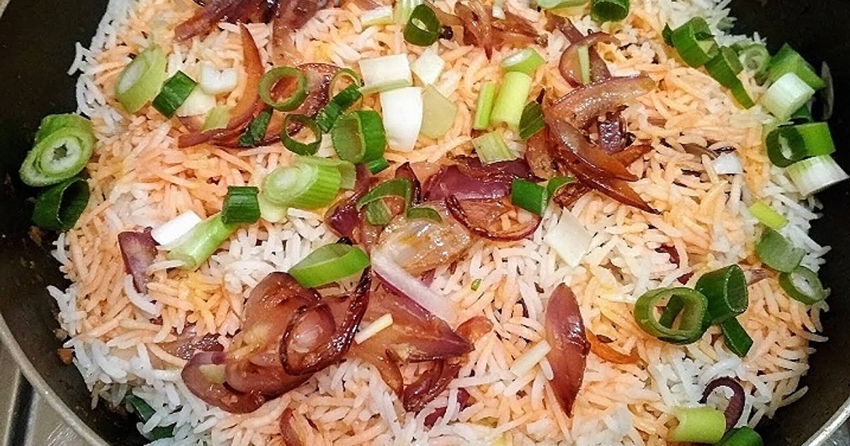 Onion Rice Or Onion Pulao Recipe by Rajput Amita Singh - Cookpad