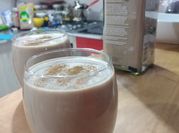Una foto de whisky leche condensada