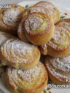Túrós-mazsolás csiga rizslisztből (Gluténmentes) recept fotója