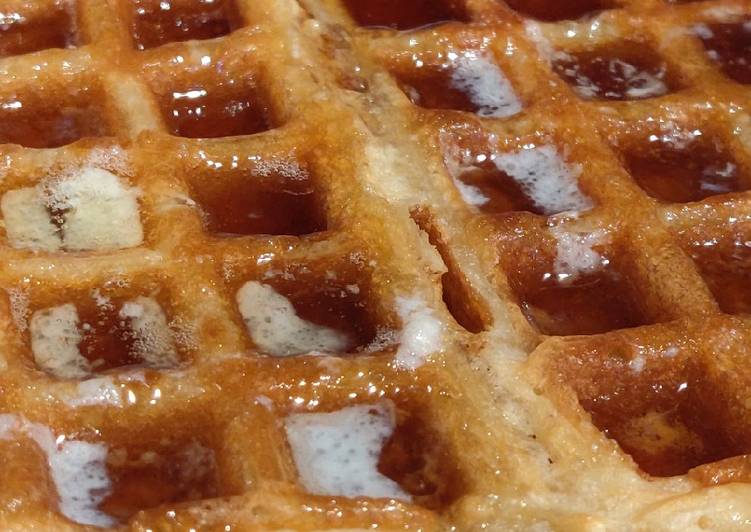 Step-by-Step Guide to Prepare Quick Buttermilk Waffles