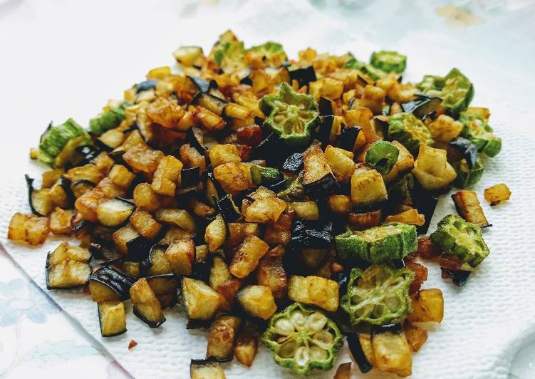 Steps to Make Favorite Okra, Aubere