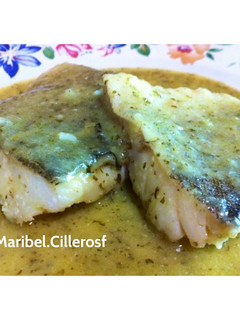 Una foto de Bacalao confitado en salsa verde