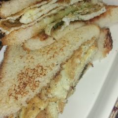 A picture of Bread egg sandwich.