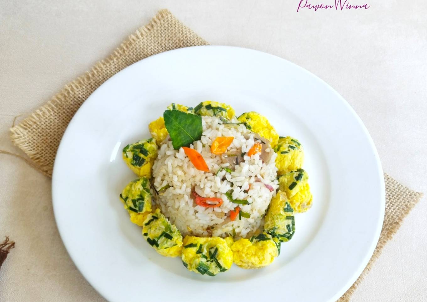 352. Nasi Goreng Daun Jeruk