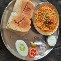 Maharashtrain Misal Pav A picture of Maharashtrain Misal Pav.