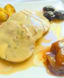 Pollo relleno con boletus manzana y cebollitas caramelizadas