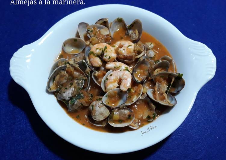 Almejas a la marinera