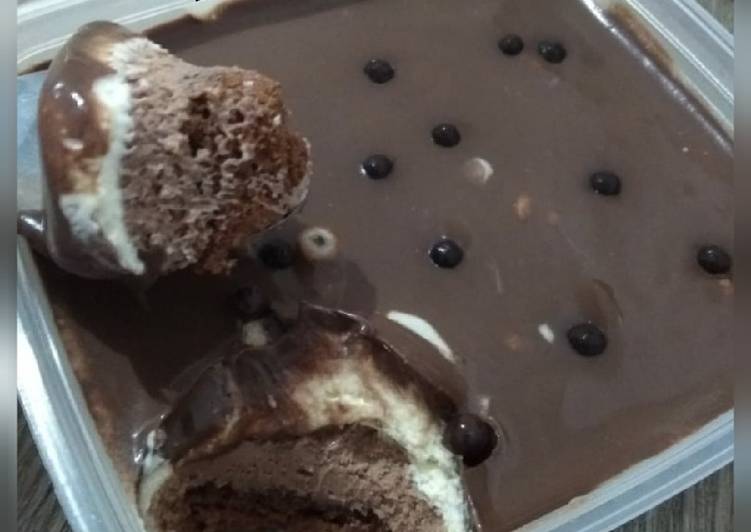 Bagaimana Menyajikan Choco Creamy Dessert Box yang Enak Banget