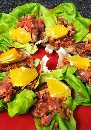 A picture of Togarashi Chicken Lettuce Cups.