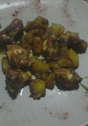 Una foto de Costillas adobadas con patatas