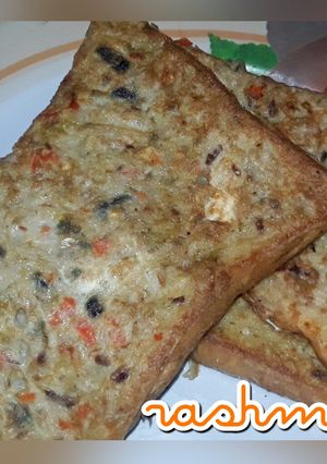 A picture of Toasted fish bread.