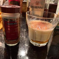 A picture of Amaretto Eggnog.