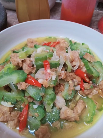 Cara Mudah Membikin Resep Tumis Pare Tempe no Pait yang Uenak Anti Ribet, Sempurna