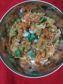 Road side peas masala with poori செய்முறை முக்கிய புகைப்படம்
