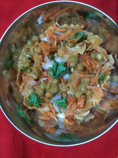 Road side peas masala with poori செய்முறை முக்கிய புகைப்படம்