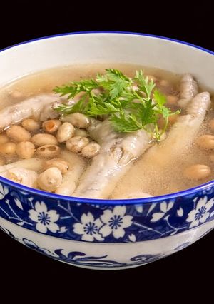 Hình của món SP.0078 - Canh Chân Gà Nấu Đậu Phộng.