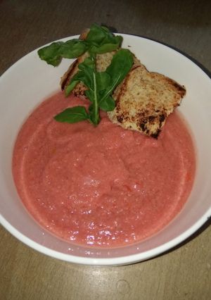 Una foto de Sopa fría de Tomate