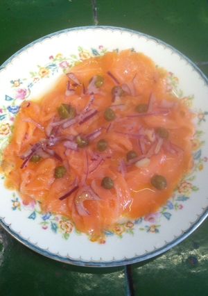 Una foto de Salmón ahumado preparado
