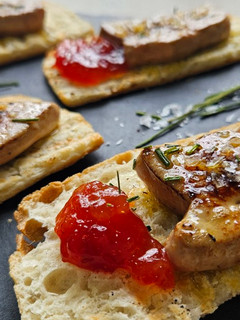 Una foto de Tosta de foie