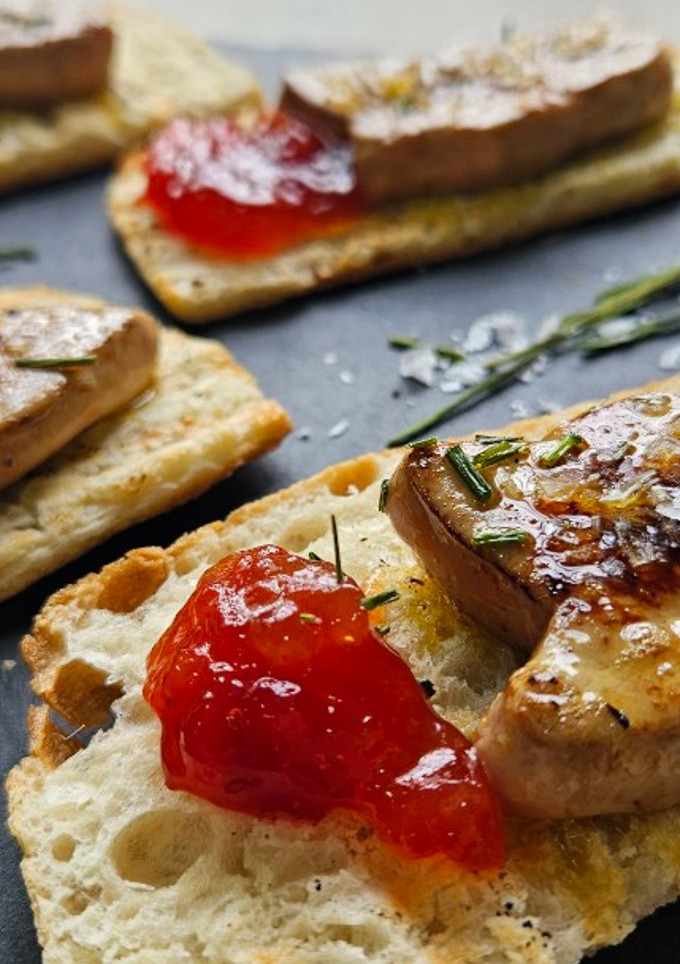 Una foto de Tosta de foie
