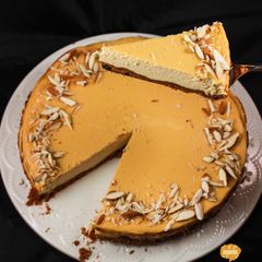 A picture of The Zest of Lemon on Cheese Cake.