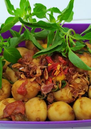 Foto resep Telur Puyuh Oseng