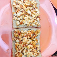 A picture of Stuff bread.