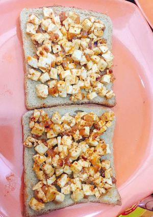 A picture of Stuff bread.