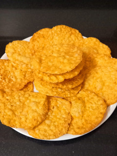 મેંદા ની પૂરી (Maida Poori Recipe In Gujarati) રેસીપી મુખ્ય ફોટો