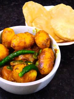 নিরামিষ আলুর দম (niramish aloor dum recipe in Bengali) রেসিপির প্রধান ছবি