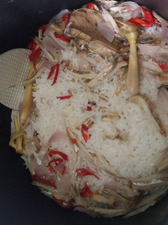 Foto resep Nasi liwet teri magicom