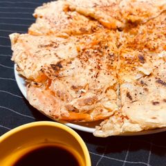 Korean vegetable pancake 🥕 A picture of Korean vegetable pancake 🥕.