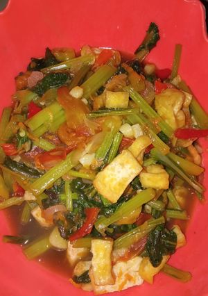 Foto resep Tumis Caysim tahu mommy