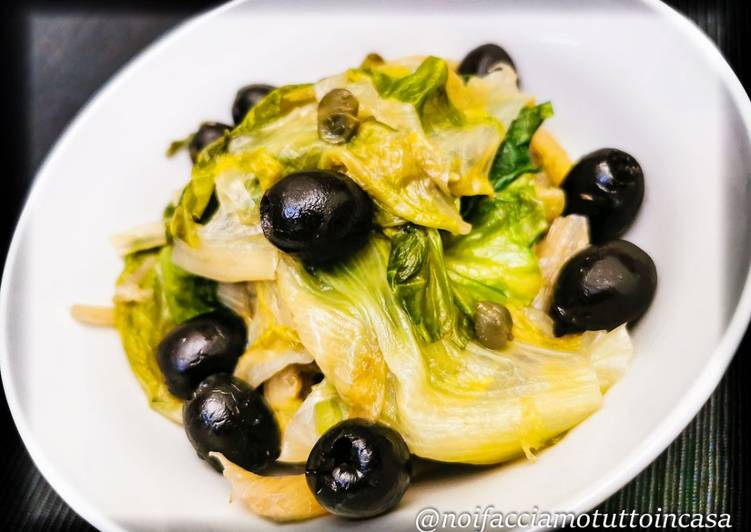 Scarola con Olive e Acciughe