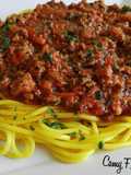 Spaghete cu sos bolognez
