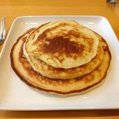 A picture of Delicious Fluffy Pancakes.