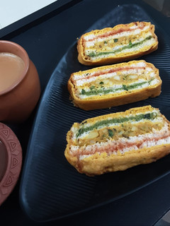 જમ્બો બ્રેડ પકોડા (Jumbo Bread Pakoda Recipe in Gujarati) રેસીપી મુખ્ય ફોટો