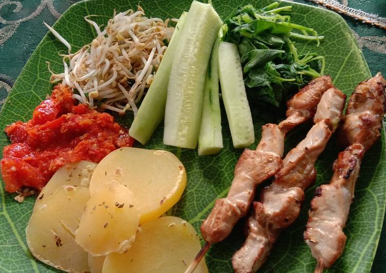 makanan Rebusan Bayam, Sate Tongkol dan Kentang Rebus Oregano Anti Gagal